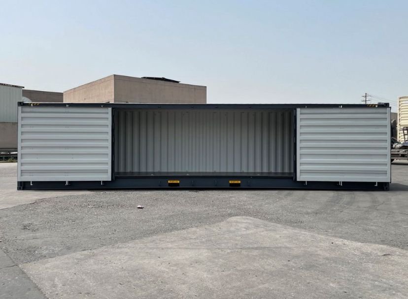 Nuevo contenedor de envío gris de 40 pies con lados abiertos